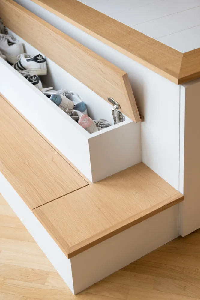 UN STUDIO COCOONING – Rénovation d’une petite surface/mobiliers sur-mesure