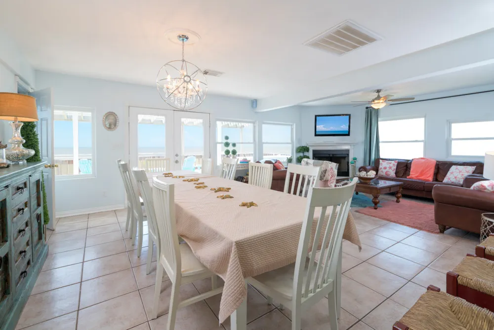 Пляжный домик