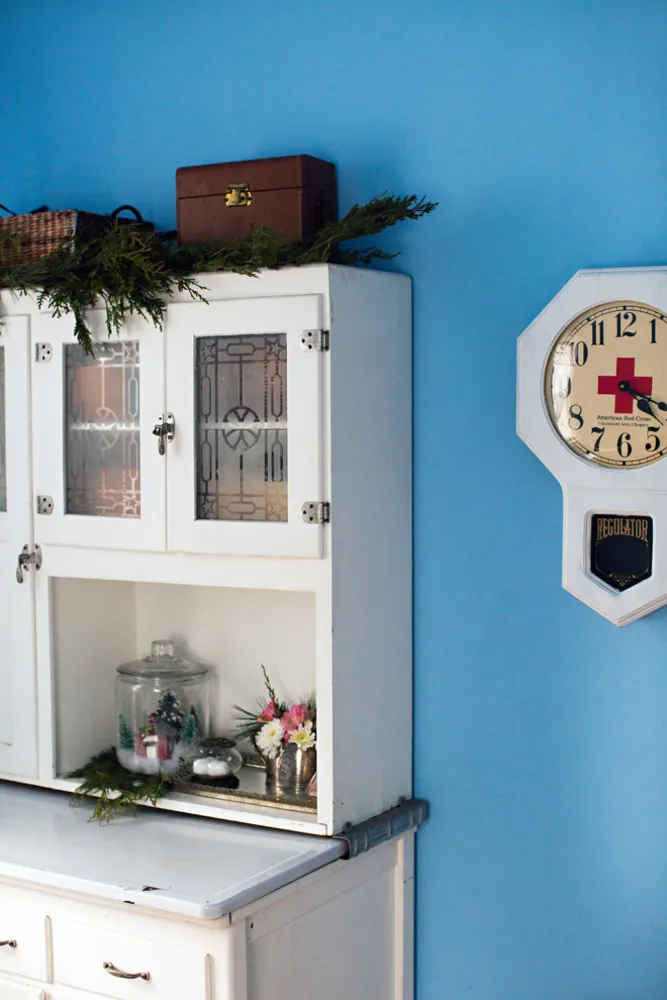 My Servista: A Vintage-Inspired Christmas in Cincinnati