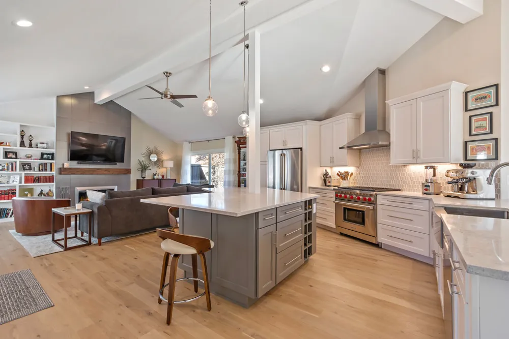 Przebudowa i projekt Macon Street