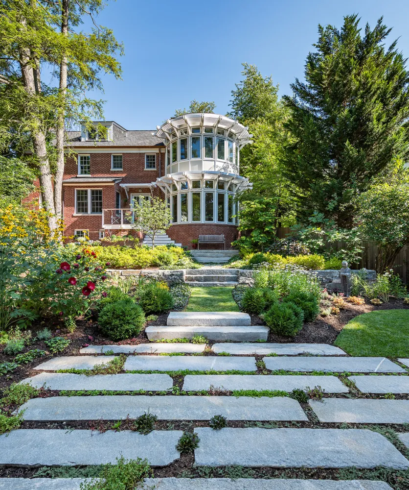 Barnaby Woods Residence