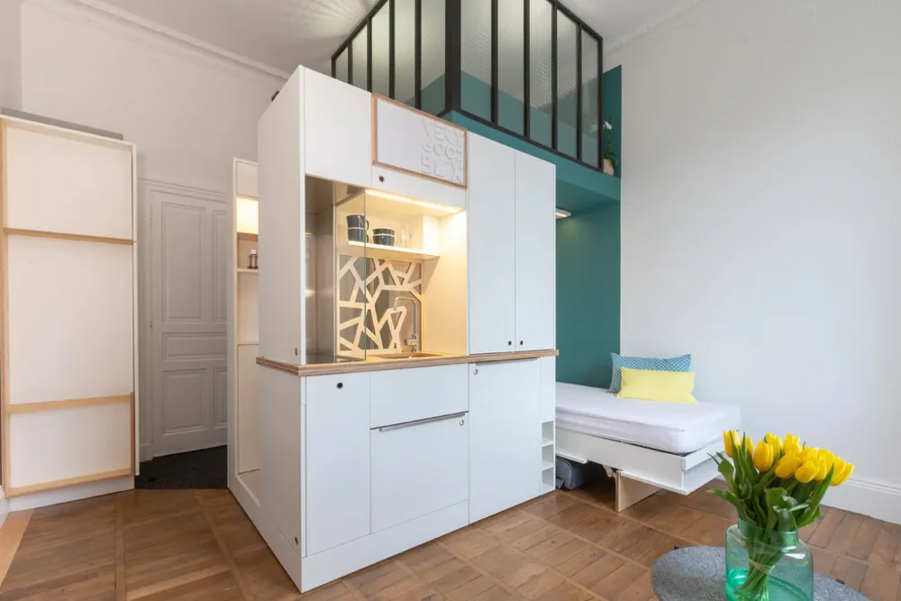 ERITTÄIN HYVÄ LAATIKKO "MINI"