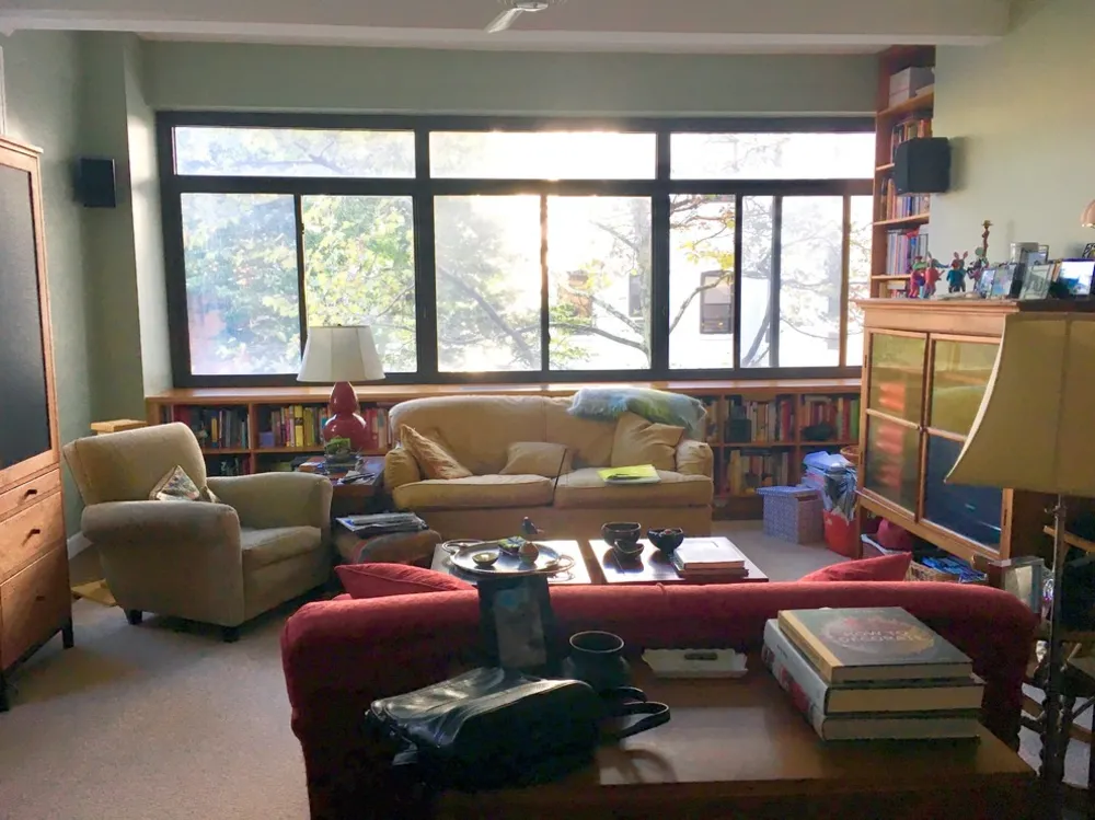 Vorher-Foto: Henry Street One Bedroom Decorating Upgrade