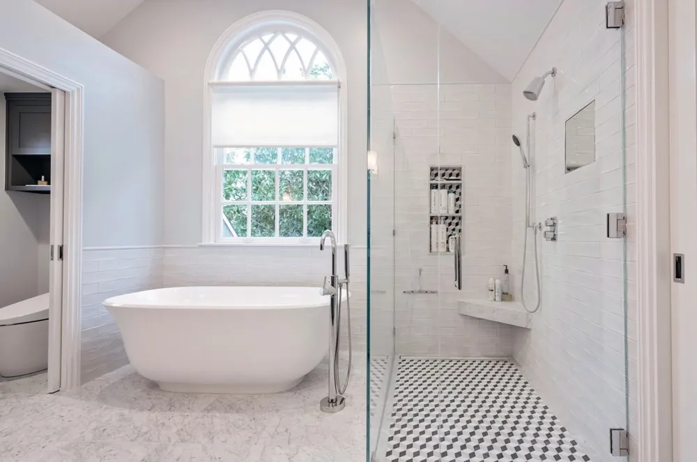 Bowdoin Street Master Bath / Pacific Palisades, CA