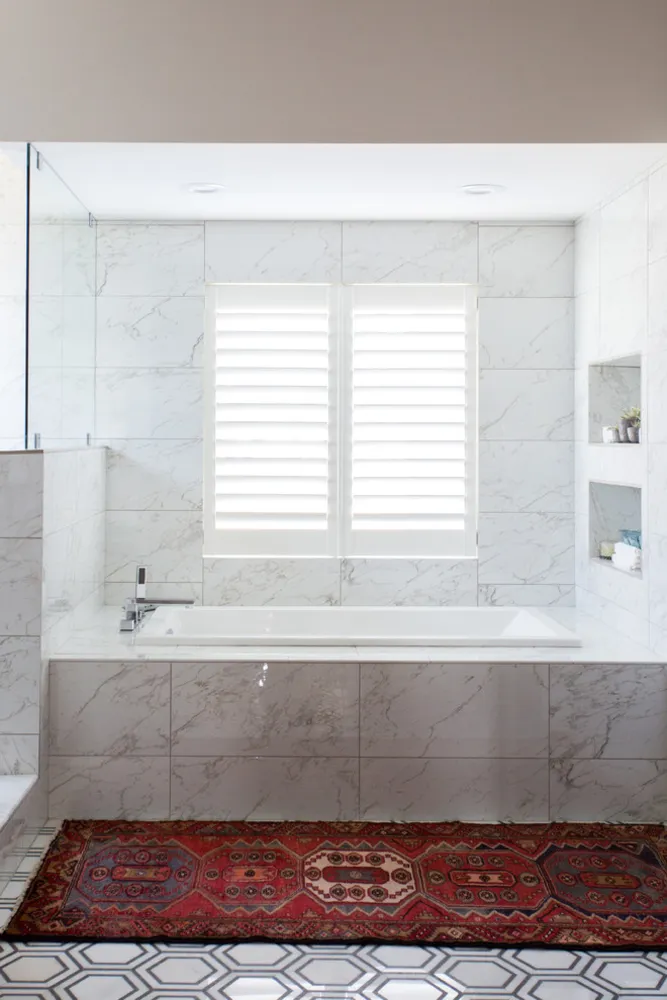 Servista'ım: Missouri'deki Bir Aile Evinde Renk ve Desen İyi Uyuyor