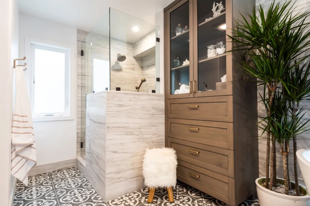 Salle de bain principale Zirbel