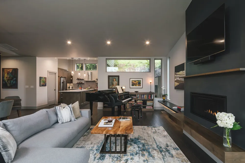 Crenshaw Residence
