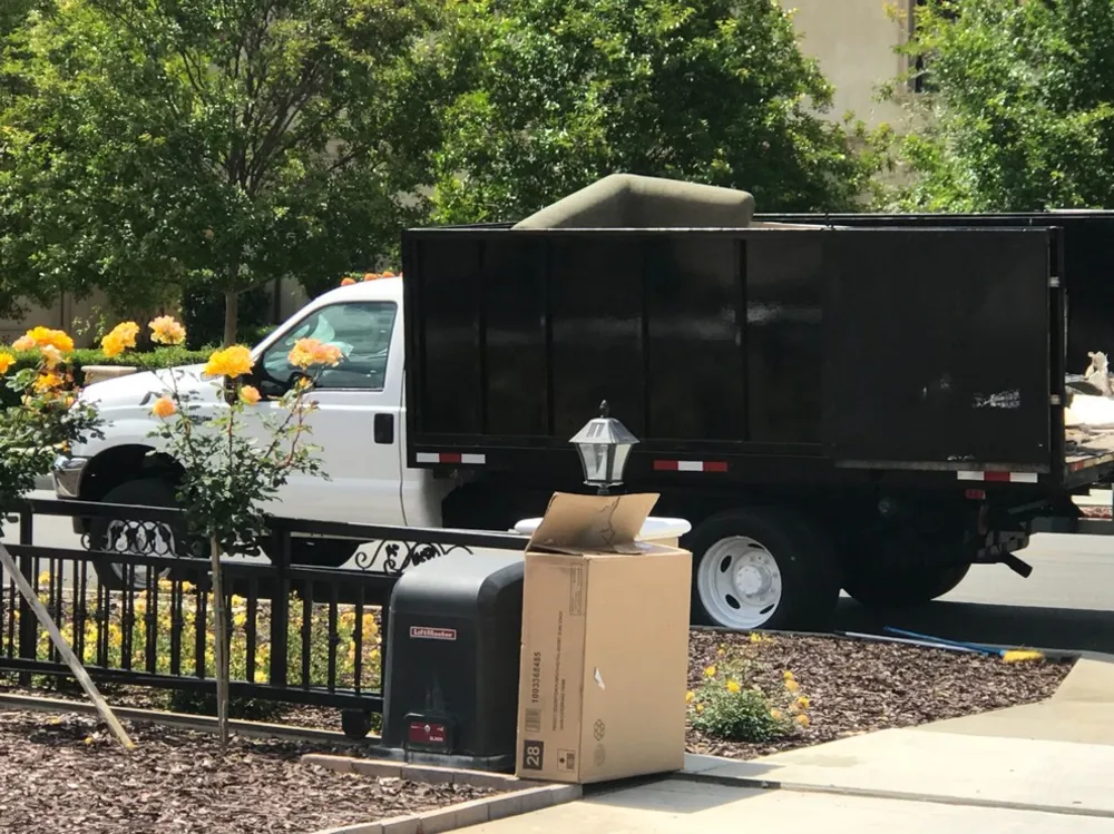 Odvoz odpadu a velkých předmětů