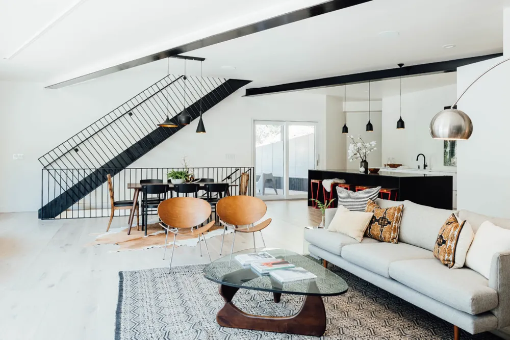 Servista Tour: Passiivitalo jyrkällä ja lumisella paikalla