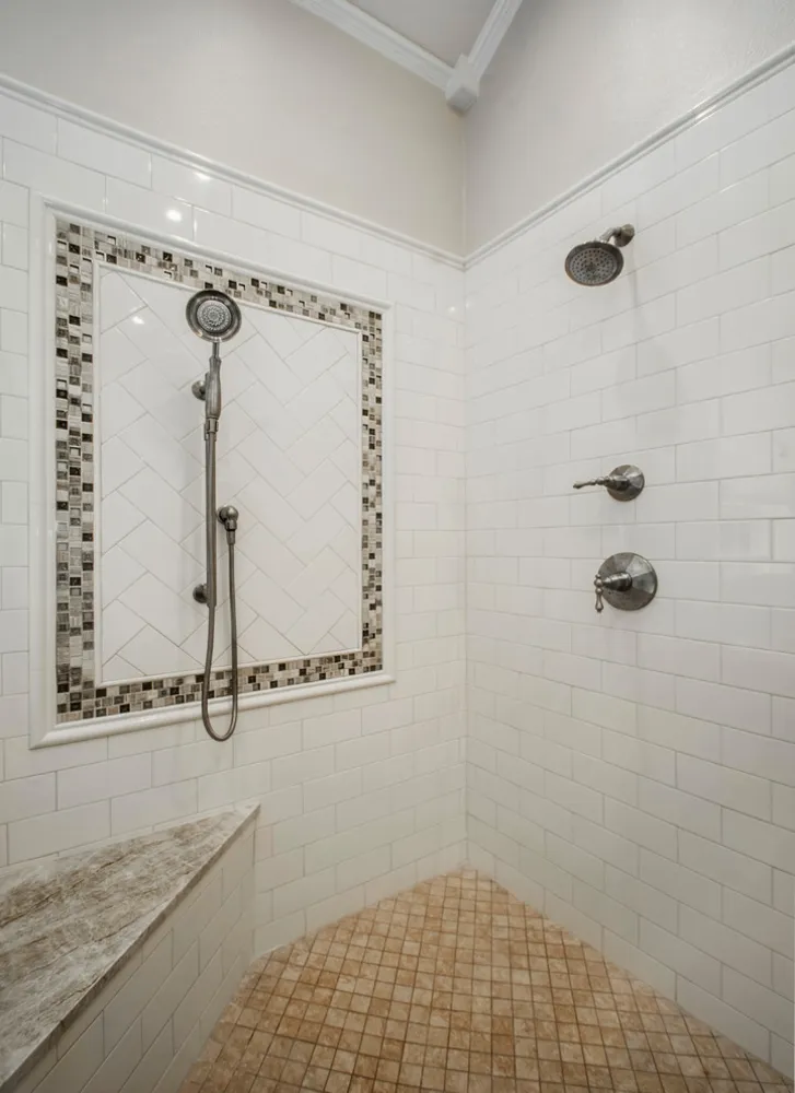 Smukt Beckington Master Bathroom