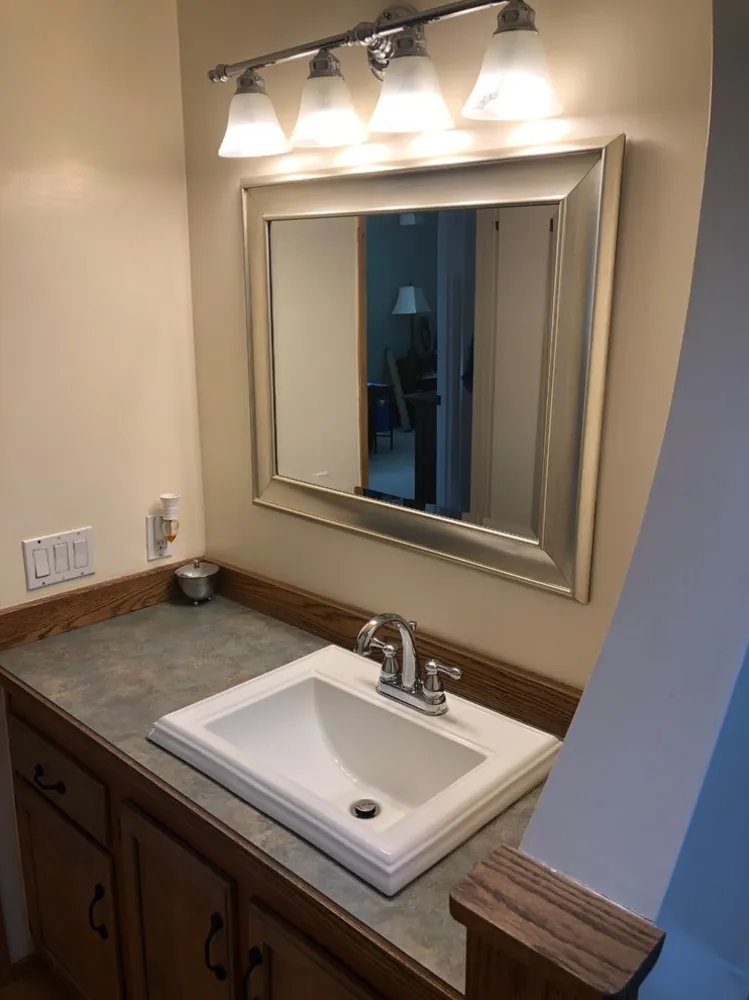 Haftanın Banyosu: Holly Beros