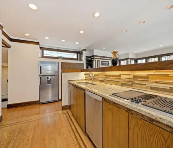 Historický dům se snoubí s moderním designem v Glen Ellyn