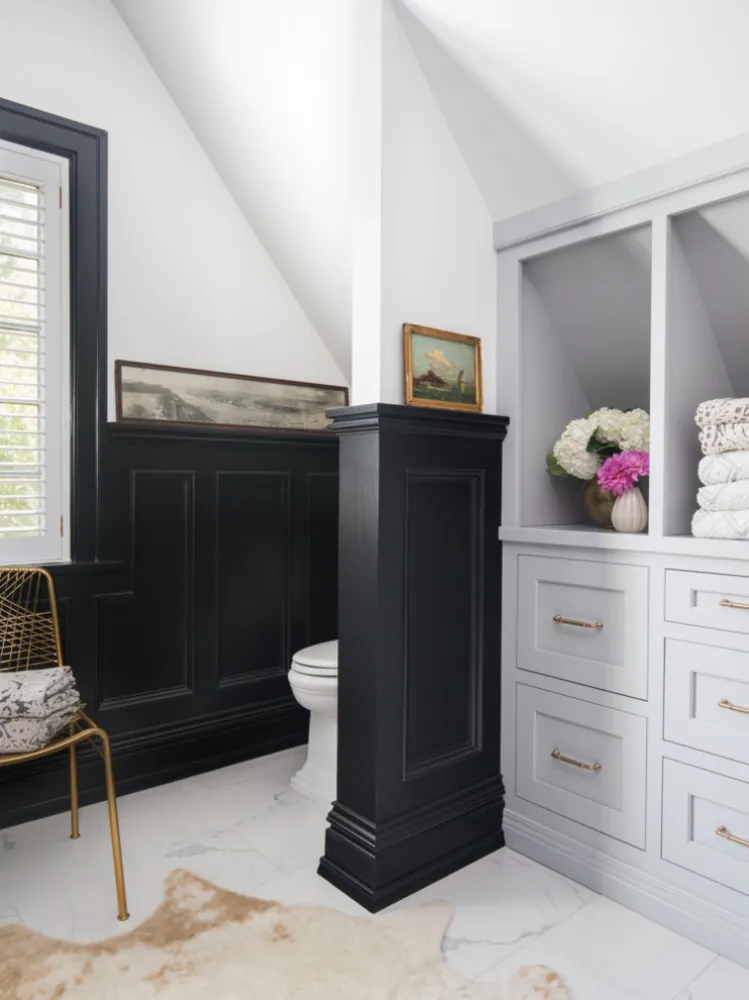 Spazioso bagno mansardato