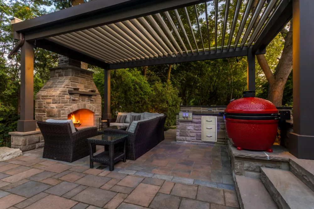 Featherston Landscape (Mississauga)