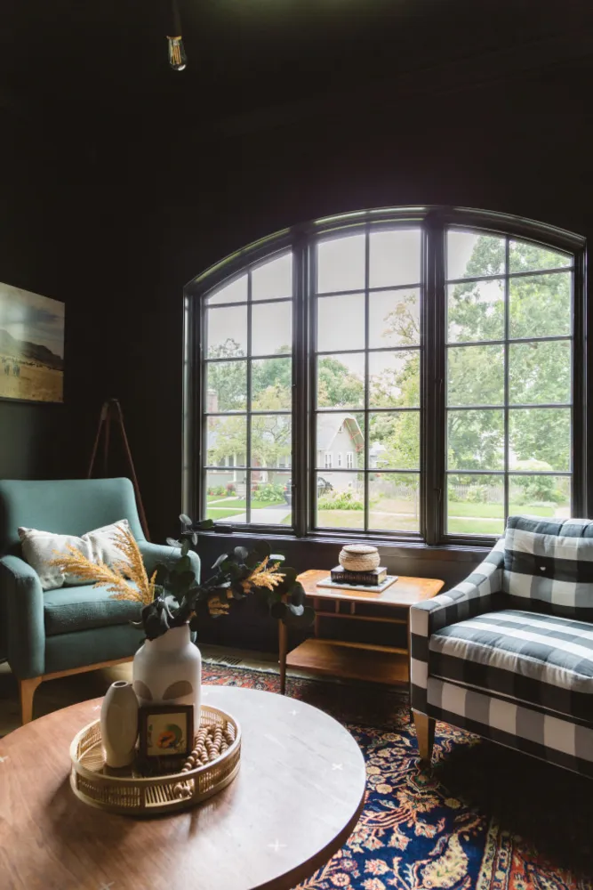 My Servista: gemoderniseerd Tudor-geïnspireerd familiehuis in Chicago