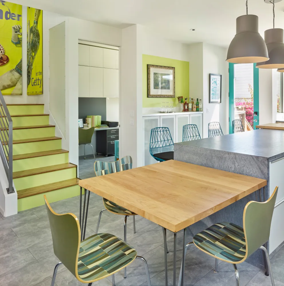 "Çatıyı Yükselt" Çağdaş Kulübe