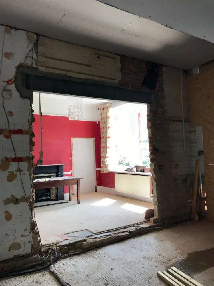 Кухонный тур: красивая связь между двумя разными пространствами