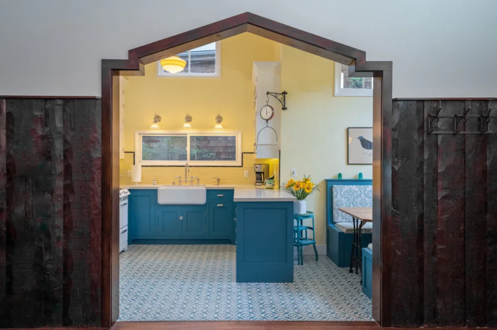 Beachwood Canyon Cuisine