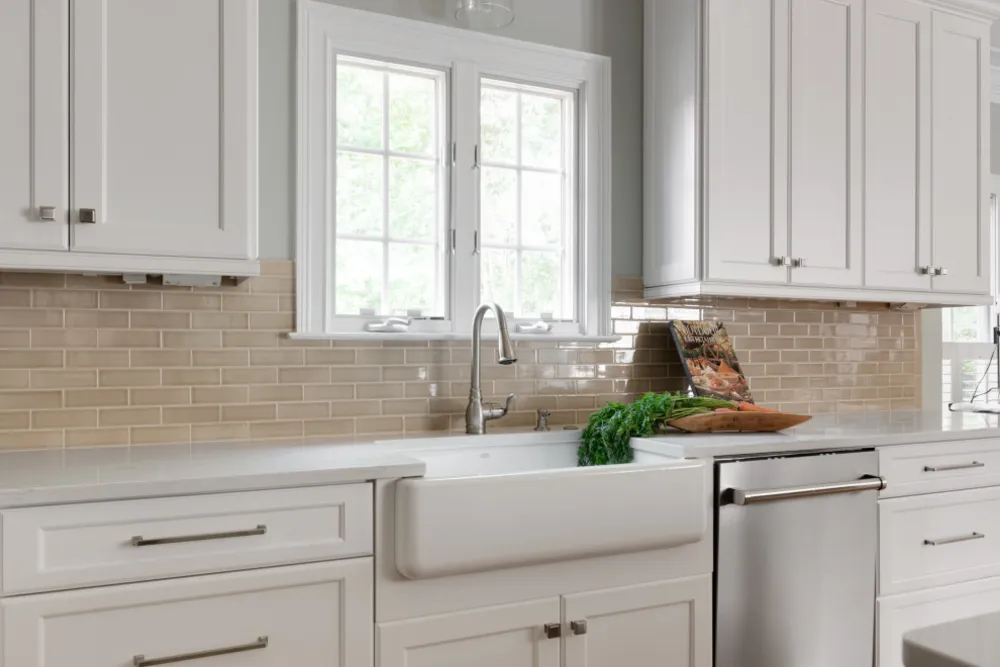 South Charlotte, NC Kitchen remodel -Transitional gemengd met rustieke elementen