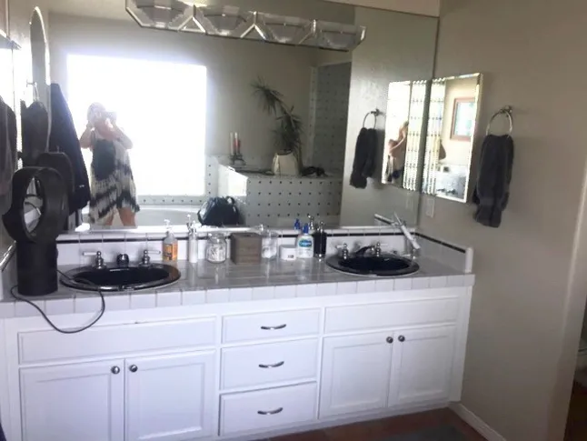 bathroom Tamra Blair