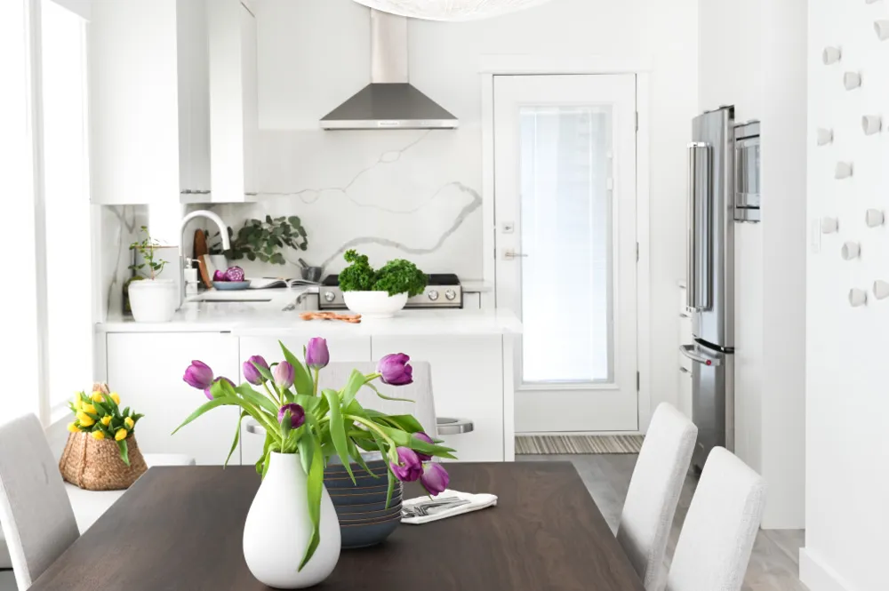 Lynn Valley Modern Home