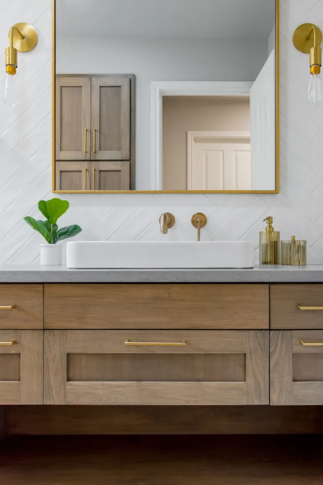 Moderno bagno per gli ospiti della fattoria