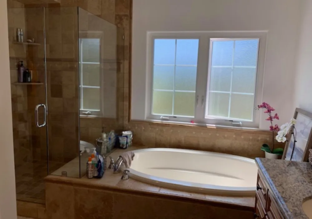 Koupelna týdne: Moderní farma s biofilním zvratem