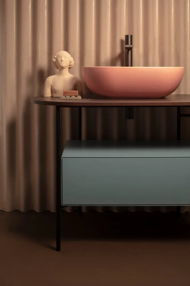 Umywalka Bob w DEKTON® stworzona pod kierownictwem artystycznym Angeletti Ruzza Desi