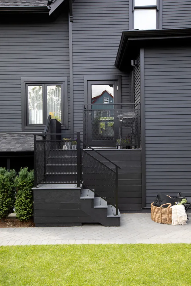 Pine Street Transitional