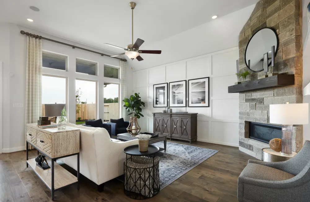 San Antonio, Texas | Gruenefield - klasický obývací pokoj Tulane