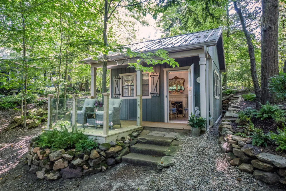 She Shed "La Petite Maison"