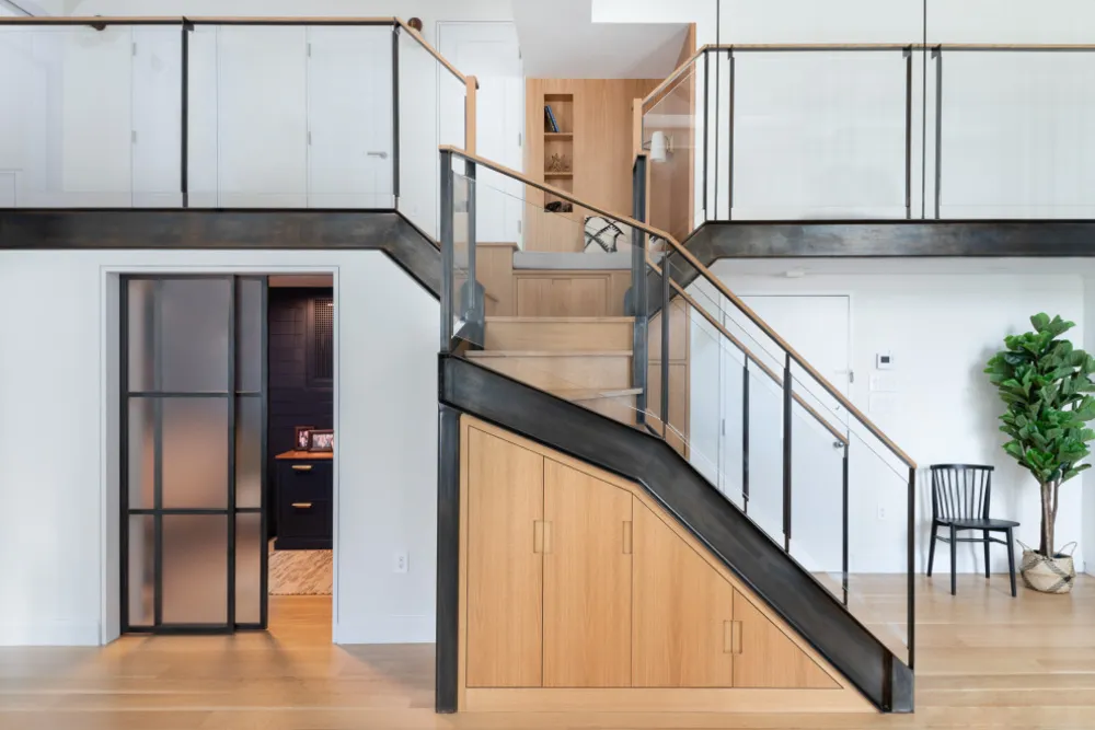 Комбінація дуплексу верхнього західного боку - сходи