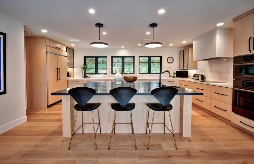 Remodelación del hogar con un toque artístico moderno