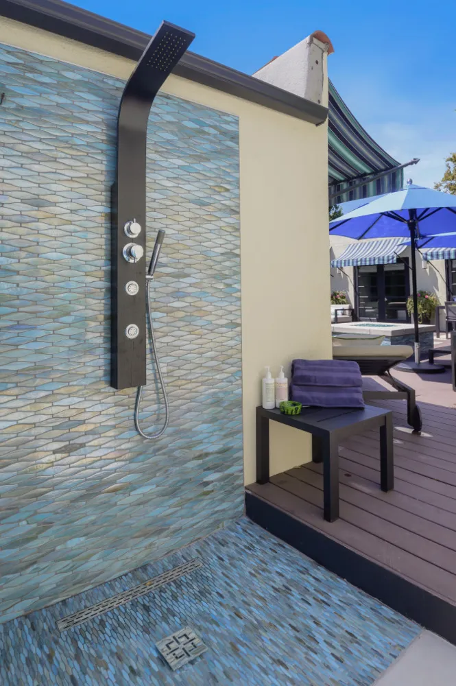 Los Angeles Entertaining Backyard