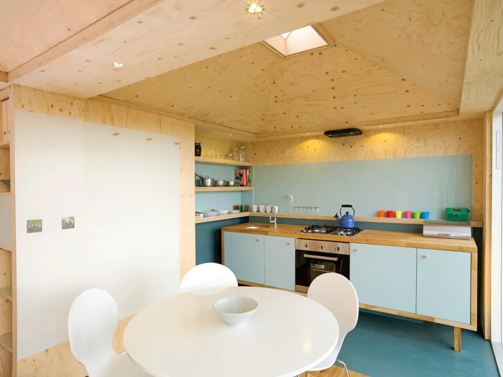 Броклох Боти