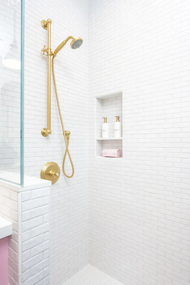 Lucas Ranch - Pink Girly Bathroom