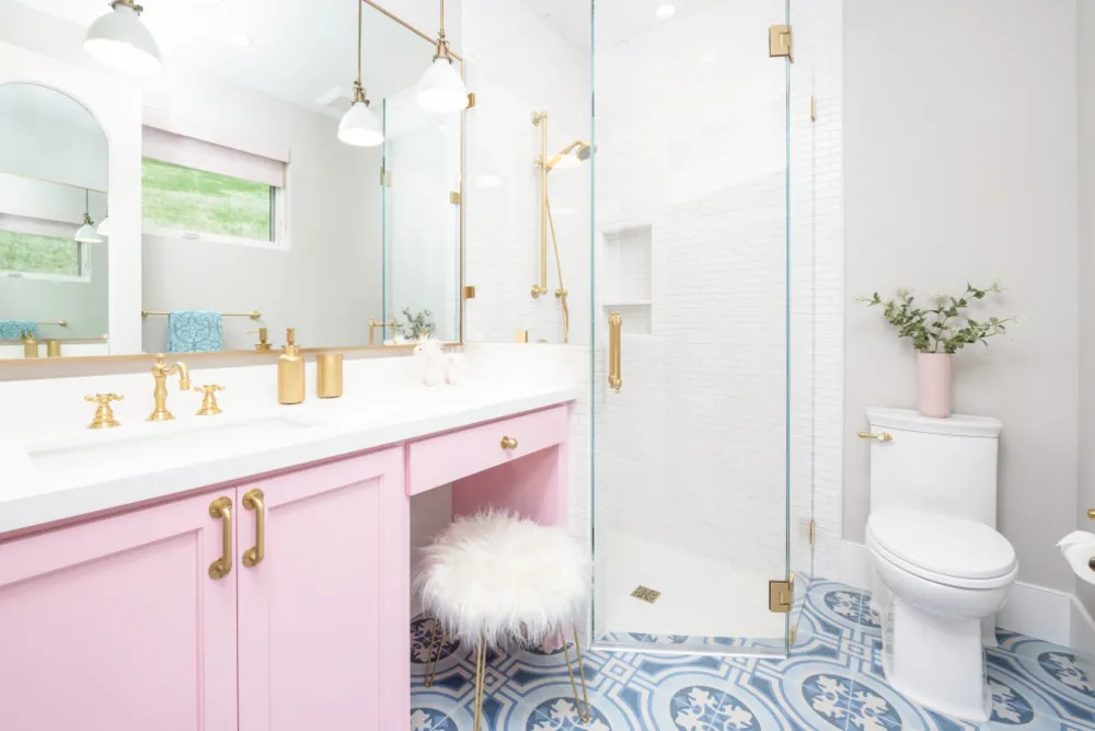 Lucas Ranch - Pink Girly Bathroom