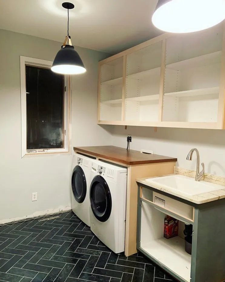 Lavandería Maple Grove