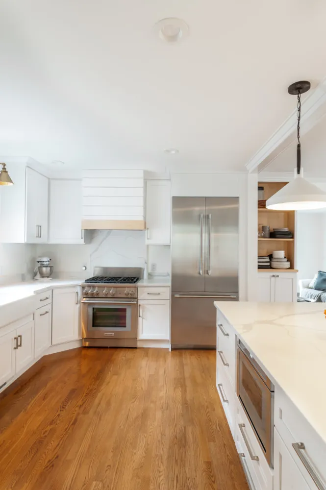 Keittiö & Master Suite: Olivia Ave