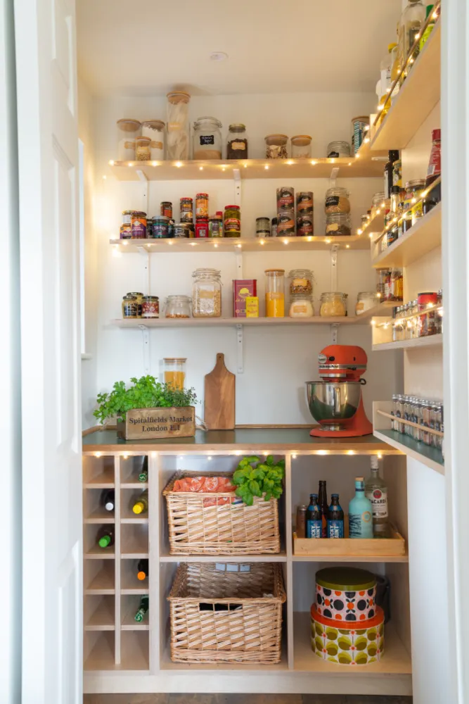 Küchenspeisekammer nach Maß