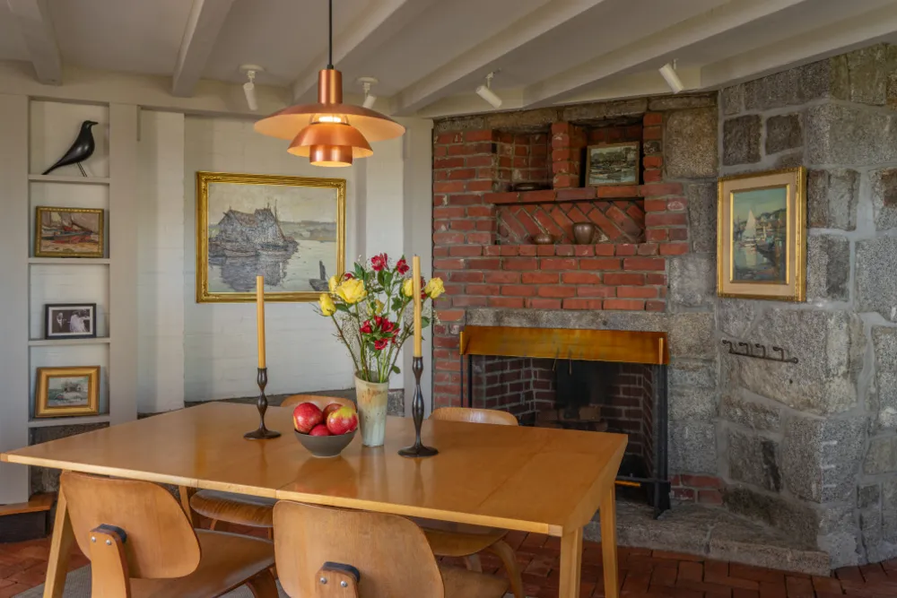 Гранитный пирс