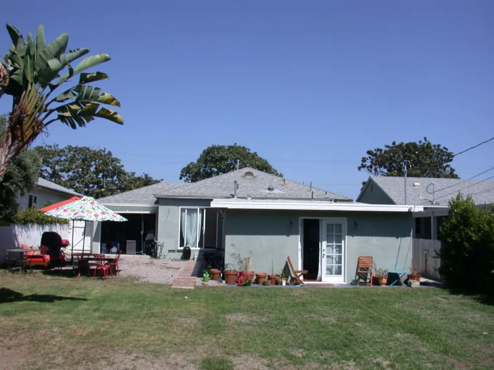 Servista Tour: Свежий макияж бунгало в Лос-Анджелесе