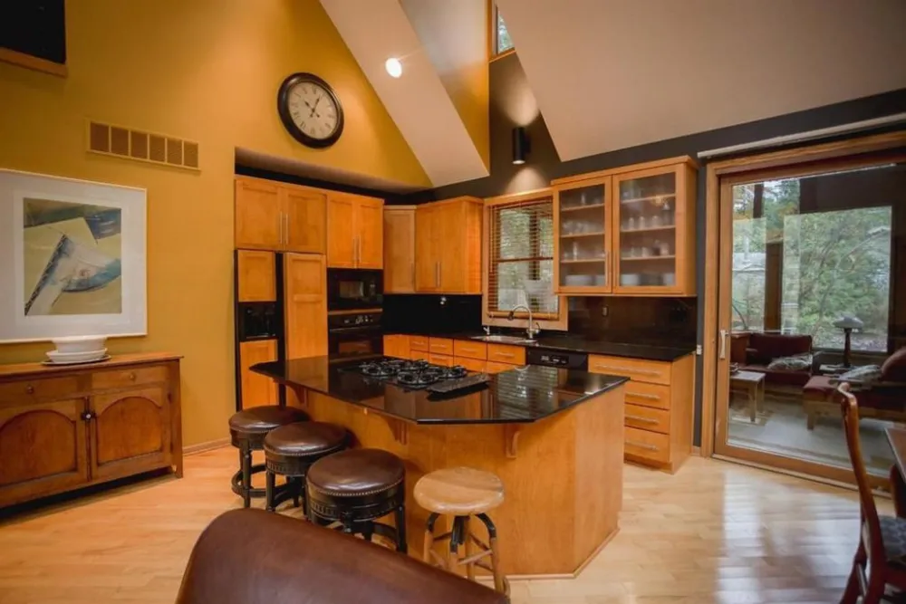 KOW Dresner Design Jill