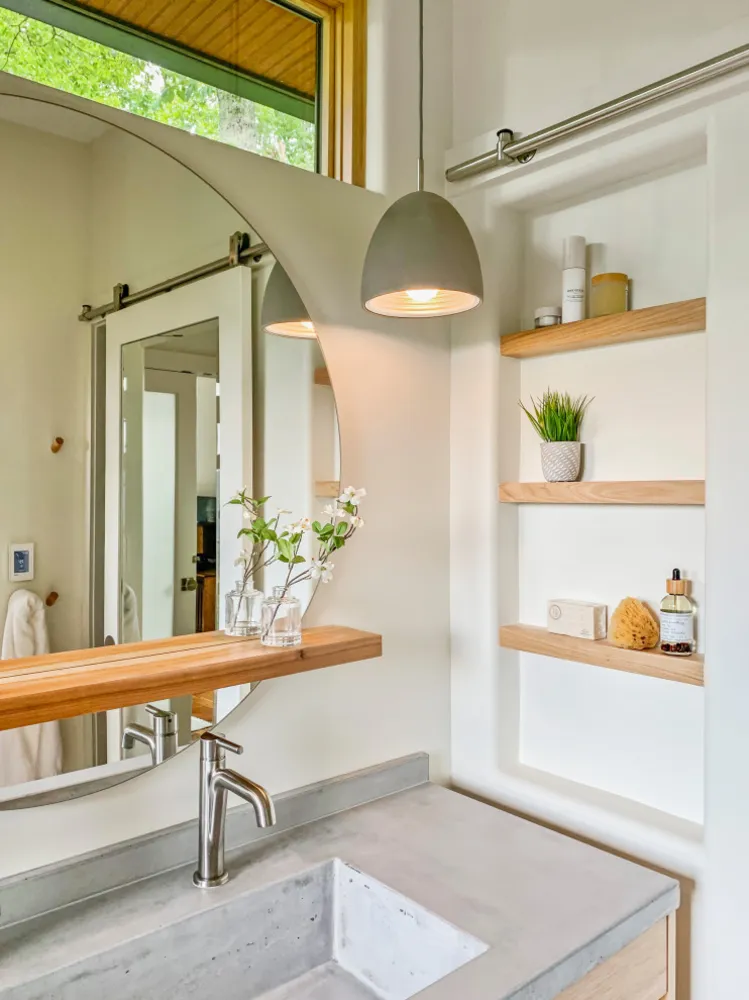 Spa-badrum på bergstoppen