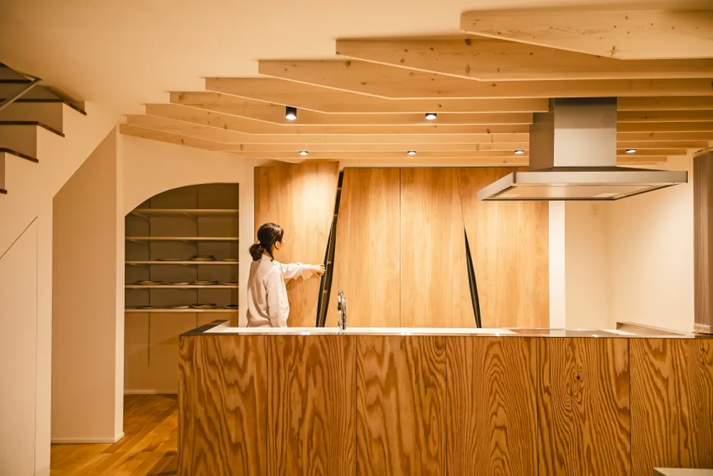 素材の可能性を引き出す 東近江小田苅の家