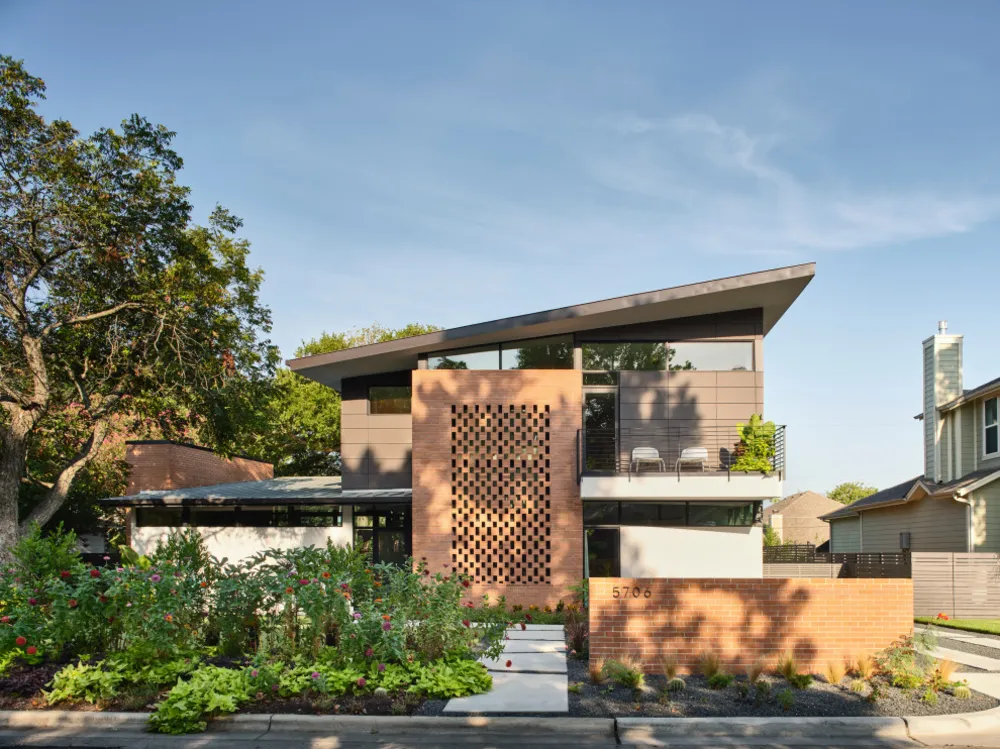 Bull Creek Modern Residence