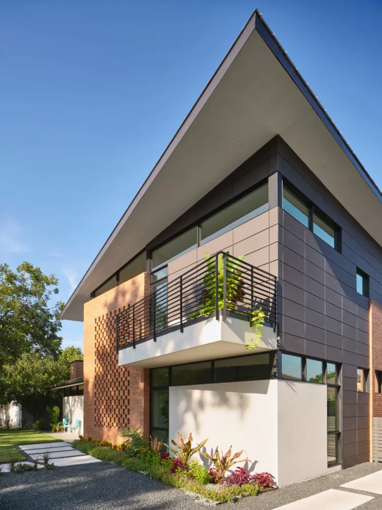 Bull Creek Modern Residence