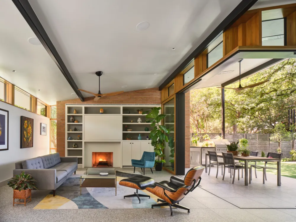Bull Creek Modern Residence