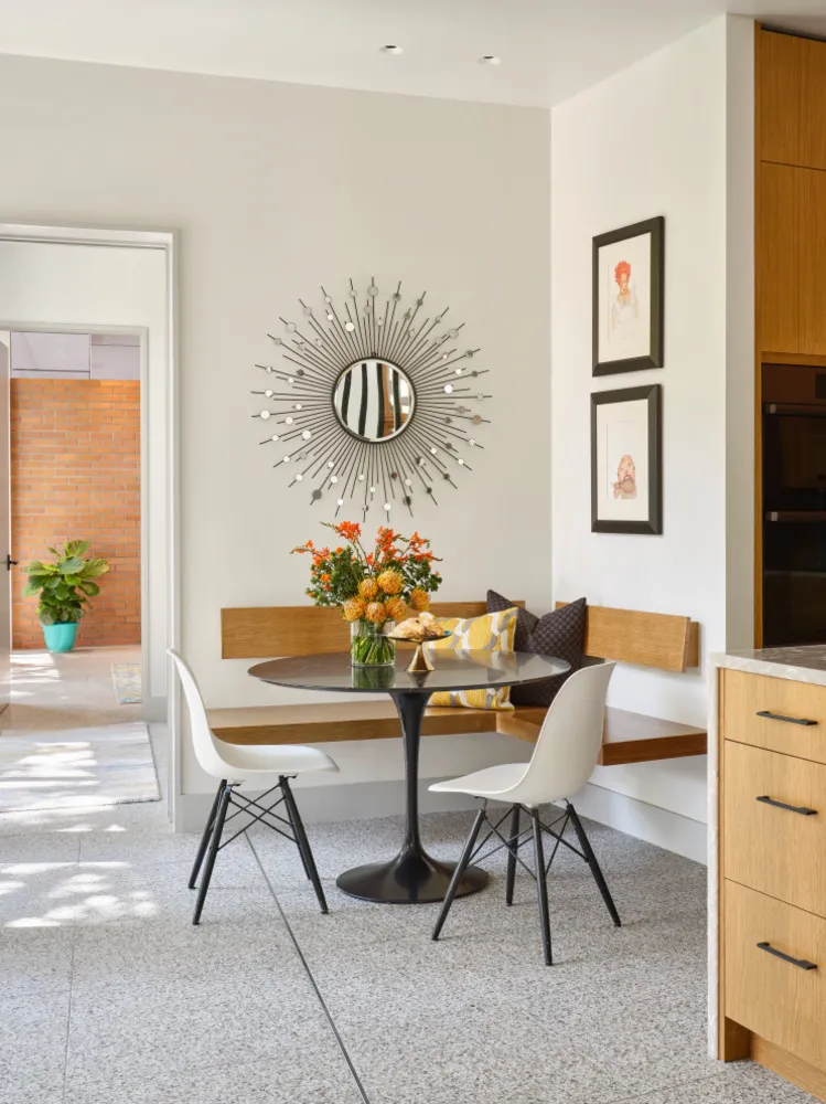 Bull Creek Modern Residence