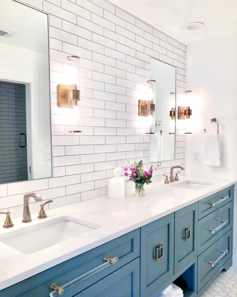 Jack & Jill Bath